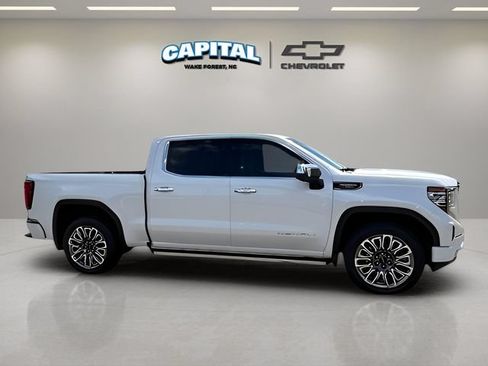 Used 2023 GMC Sierra 1500 Denali Ultimate AWD/4WD image 13