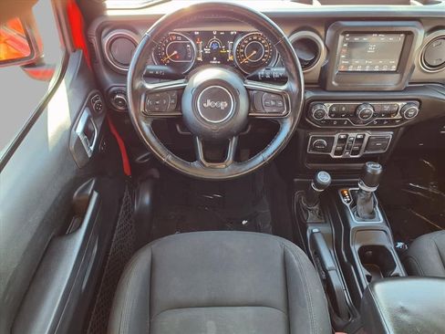 Used 2018 Jeep Wrangler Unlimited Sport S image 4