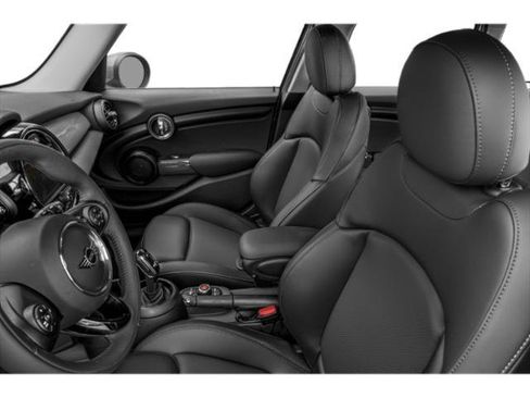 Used 2021 MINI Cooper 4-Door Hardtop w/ 6.5" Touchscreen Package FWD image 9