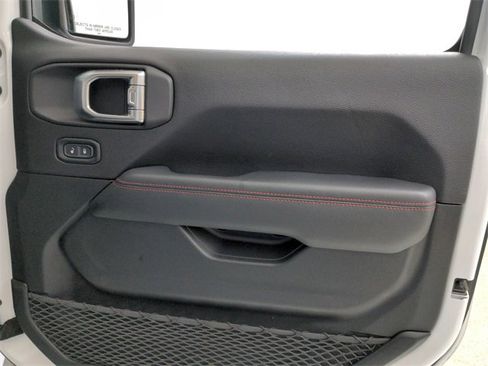 Used 2020 Jeep Gladiator Rubicon image 38