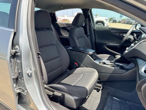 Used 2024 Chevrolet Malibu LT FWD image 21