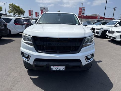 Used 2017 Chevrolet Colorado LT w/ LT Convenience Package AWD/4WD image 3