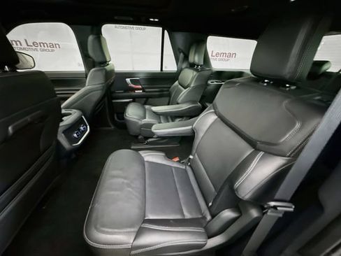 Used 2025 Ford Expedition Platinum w/ Stealth Appearance Package AWD/4WD image 26