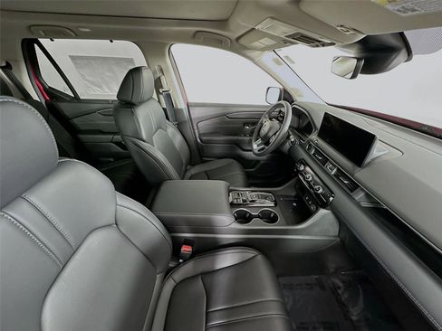 New 2026 Honda Pilot image 30