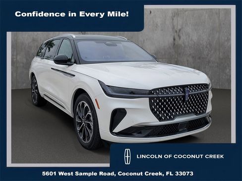 New 2026 Lincoln Nautilus Reserve image 1