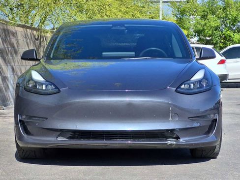 Used 2022 Tesla Model 3 Performance image 3