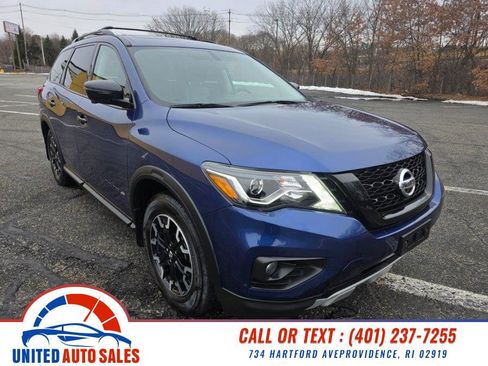 Used 2019 Nissan Pathfinder SL image 7