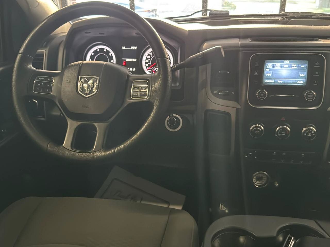 Used 2015 RAM 3500 Tradesman w/ Chrome Appearance Group AWD/4WD image 19