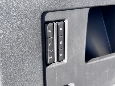 Used 2024 Ford Expedition Limited RWD image 46