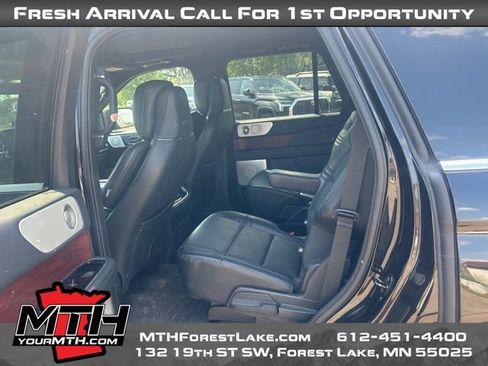 Used 2022 Lincoln Navigator Reserve w/ Equipment Group 201A AWD/4WD image 10