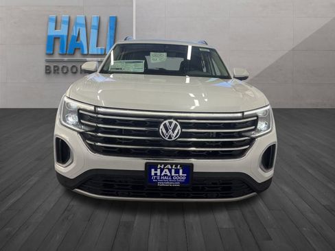New 2026 Volkswagen Atlas SE image 8