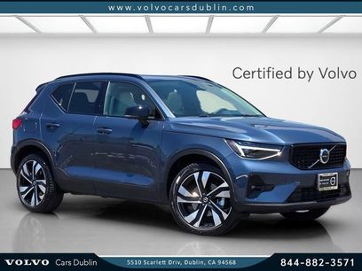Certified 2026 Volvo XC40 B4 Plus w/ Protection Package Premier
