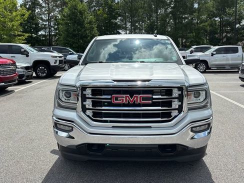 Used 2018 GMC Sierra 1500 SLT w/ SLT Premium Package AWD/4WD image 8