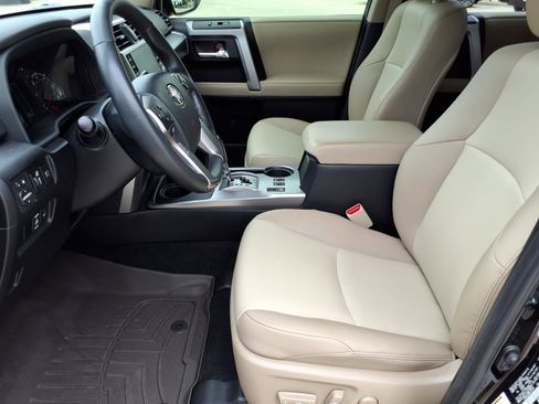 Used 2023 Toyota 4Runner SR5 Premium w/ Moonroof Package image 14