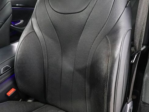 Used 2017 Mercedes-Benz S 550 Sedan image 26