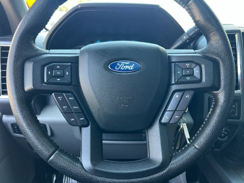 Used 2016 Ford F150 XLT w/ Equipment Group 302A Luxury image 22