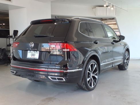 Used 2022 Volkswagen Tiguan SEL R-Line AWD/4WD image 4