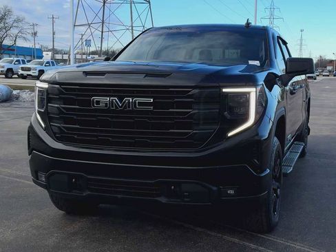 Certified 2023 GMC Sierra 1500 Elevation image 10