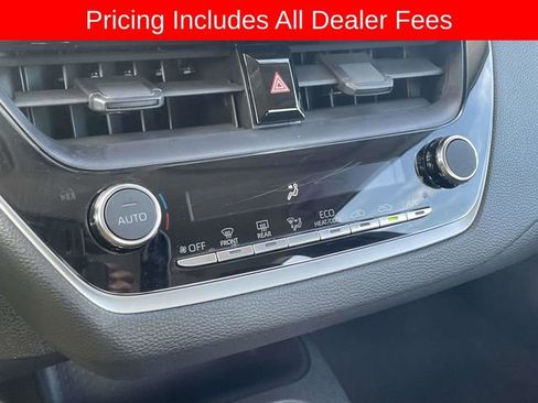 Used 2023 Toyota Corolla LE FWD image 28