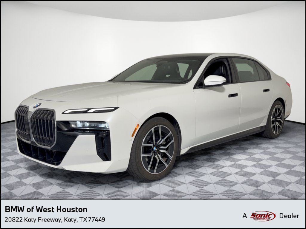 Certified 2023 BMW 760i xDrive AWD/4WD image 1
