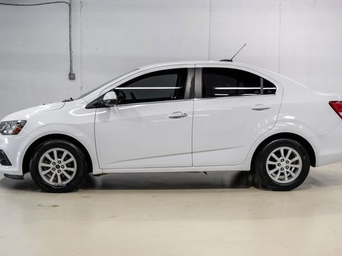 Used 2019 Chevrolet Sonic LT w/ Convenience Package image 11