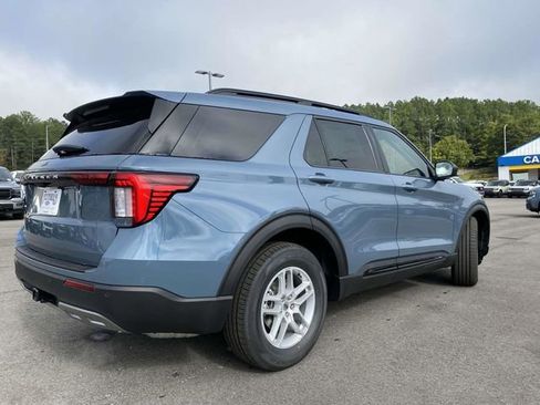 New 2026 Ford Explorer Active image 3