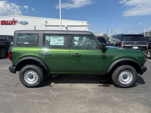 New 2025 Ford Bronco 4-Door AWD/4WD image 2