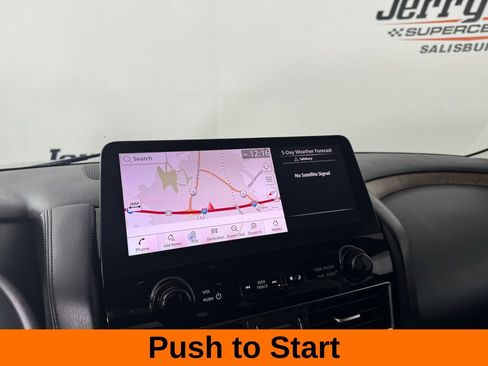 Used 2024 Nissan Armada SL w/ Captain's Chairs Package image 15