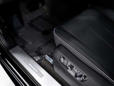 New 2025 Bentley Bentayga image 12