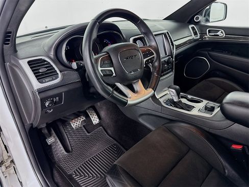 Used 2018 Jeep Grand Cherokee SRT w/ Trailer Tow Group IV image 4