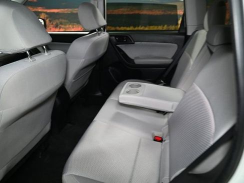 Used 2018 Subaru Forester 2.5i Premium image 43