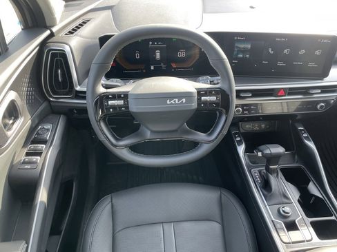 New 2026 Kia Sorento S w/ S Panoramic Sunroof Package image 23