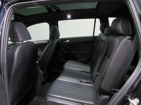 Used 2023 Volkswagen Tiguan SE R-Line FWD image 15