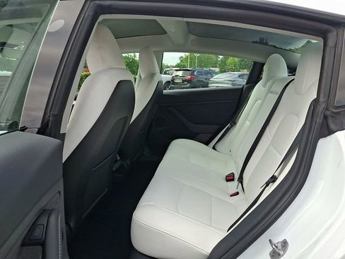 Used 2023 Tesla Model 3 Standard Range RWD image 12