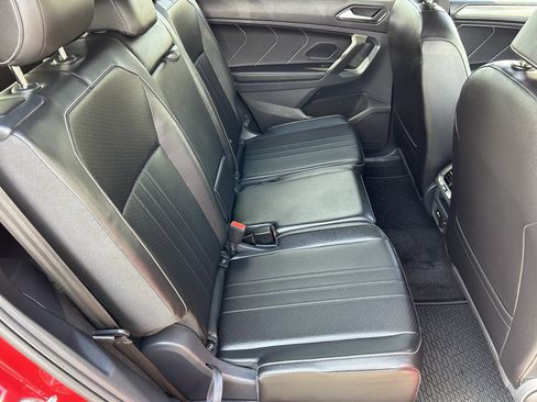 Certified 2024 Volkswagen Tiguan SE R-Line FWD image 11