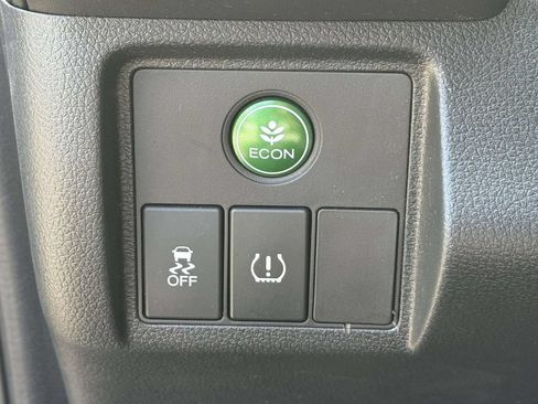 Used 2021 Honda HR-V LX image 24