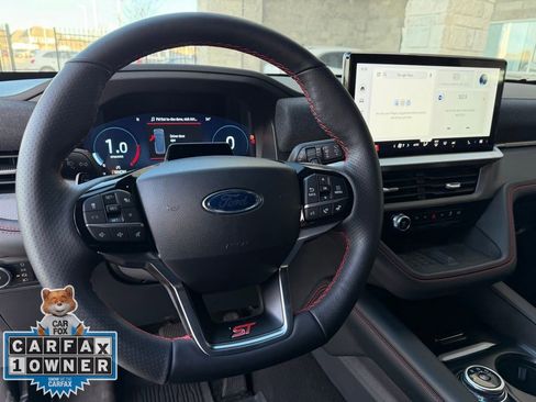 Used 2025 Ford Explorer ST image 13