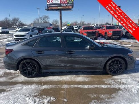 Used 2025 Honda Civic Sport image 6