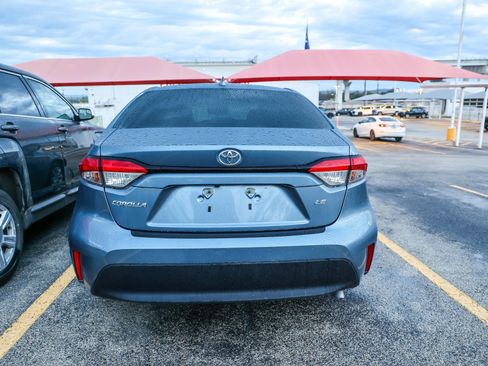 Used 2025 Toyota Corolla LE image 9