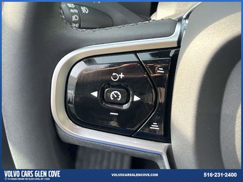 Certified 2023 Volvo XC60 T8 Plus w/ Protection Package Premier image 21