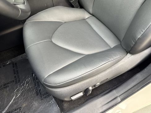 Used 2024 Toyota Grand Highlander FWD image 28