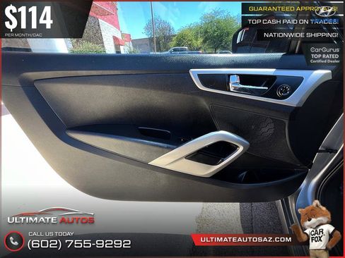Used 2015 Hyundai Veloster FWD image 10