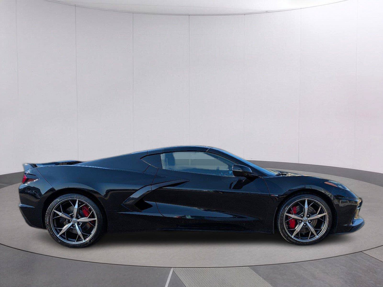 Used 2020 Chevrolet Corvette Stingray Premium Cpe w/ 3LT Preferred Equipment Group RWD image 8
