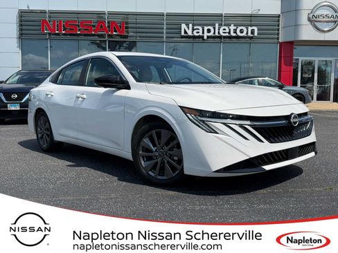 Used 2026 Nissan Sentra SL w/ Floor Mat Package FWD image 1