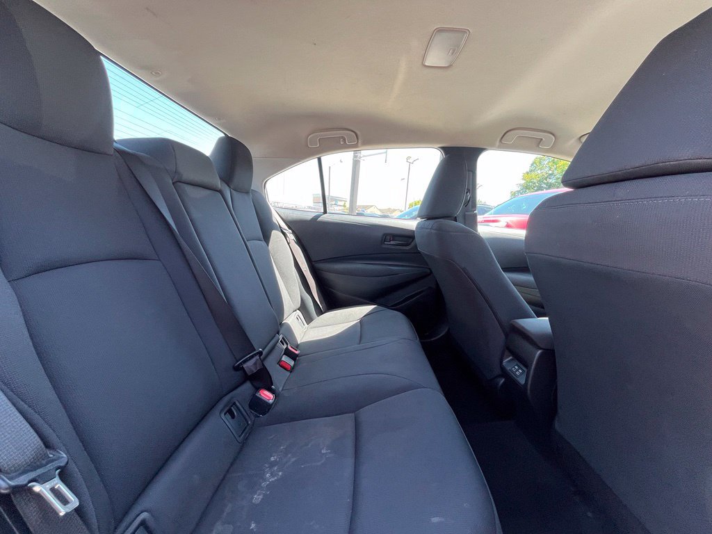 Used 2023 Toyota Corolla LE FWD image 32