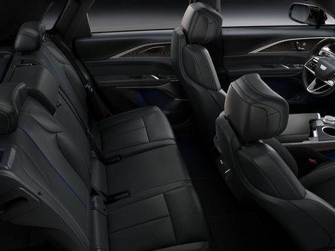 New 2025 Cadillac Lyriq Sport image 33