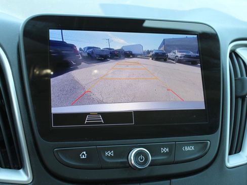 Used 2025 Chevrolet Malibu RS FWD image 14