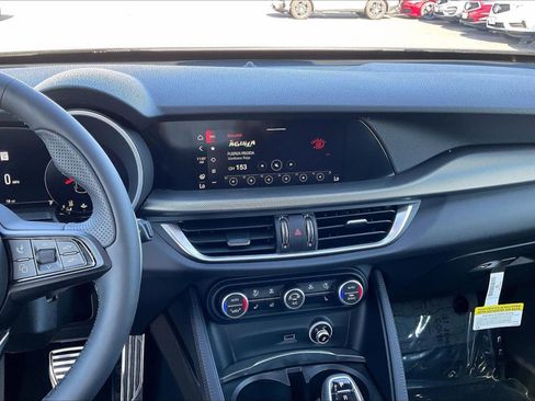 New 2025 Alfa Romeo Stelvio Sprint w/ Convenience Package image 7