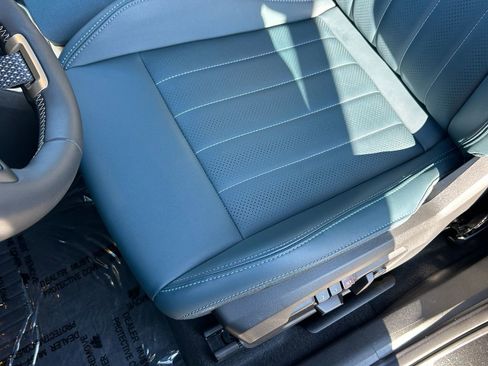 Used 2025 MINI Cooper Countryman S w/ Comfort Package Max image 15