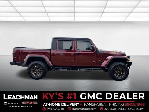 Used 2021 Jeep Gladiator Sport AWD/4WD image 2